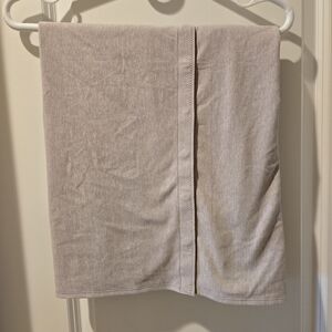 Lululemon Athletica Soft Gray Wrap